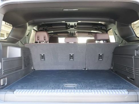New 2026 GMC Hummer EV SUV AWD/4WD image 18