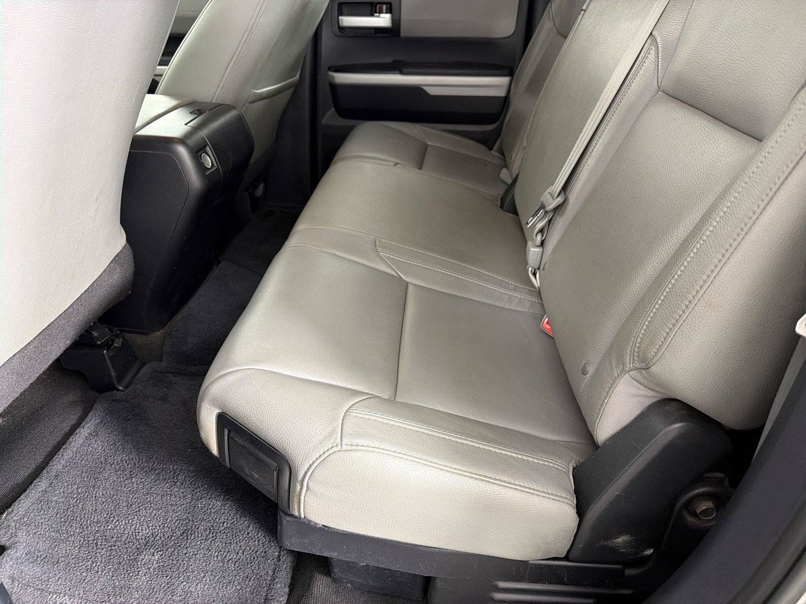 Used 2014 Toyota Tundra Limited w/ Limited Premium Package AWD/4WD image 18