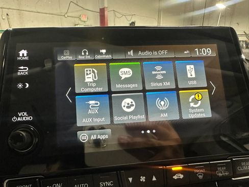 Used 2019 Honda Odyssey Elite image 40