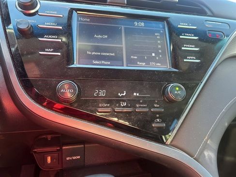 Used 2019 Toyota Camry SE FWD image 26