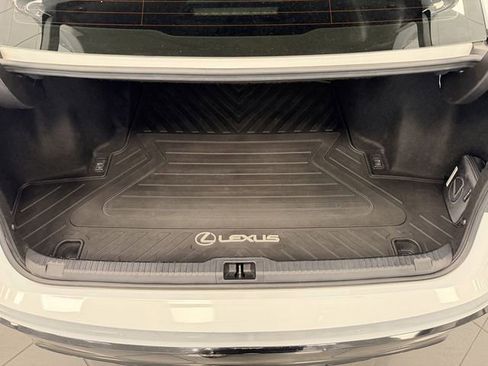 Used 2022 Lexus IS 350 F Sport RWD image 46
