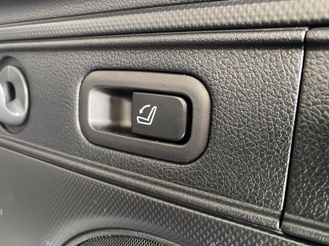 Certified 2023 Subaru Forester Limited AWD/4WD image 9