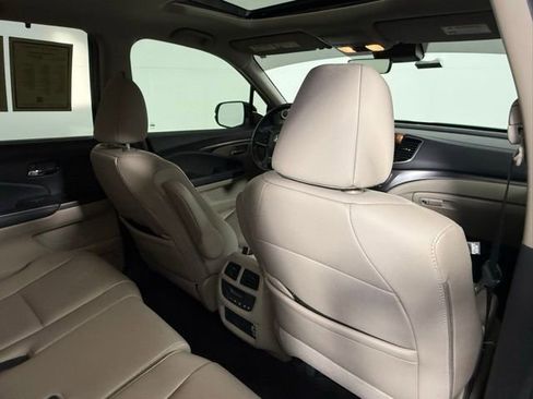 Used 2019 Honda Pilot EX-L image 44