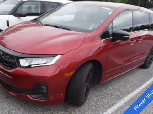 Used 2025 Honda Odyssey Sport-L image 4