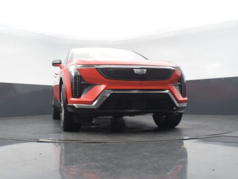 New 2026 Cadillac Optiq Sport 2 image 50