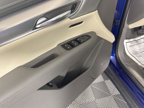 Used 2023 Cadillac XT5 Premium Luxury w/ Technology Package image 19