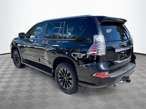 Used 2018 Lexus GX 460 image 8