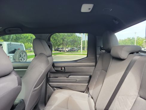 Certified 2025 Toyota Tacoma SR5 AWD/4WD image 13