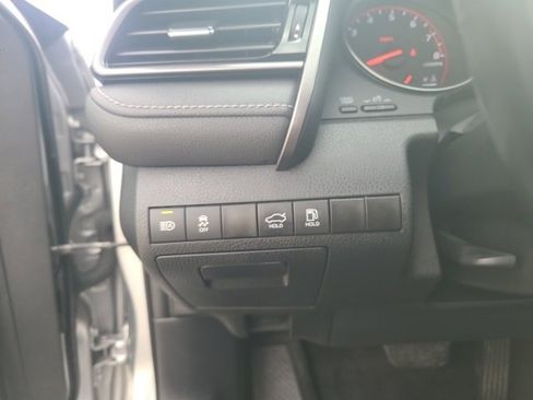 Used 2021 Toyota Camry XSE image 25