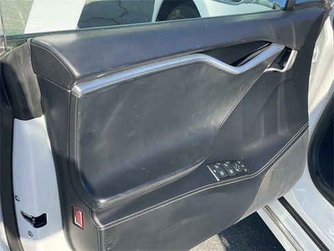 Used 2017 Tesla Model S 90D image 20