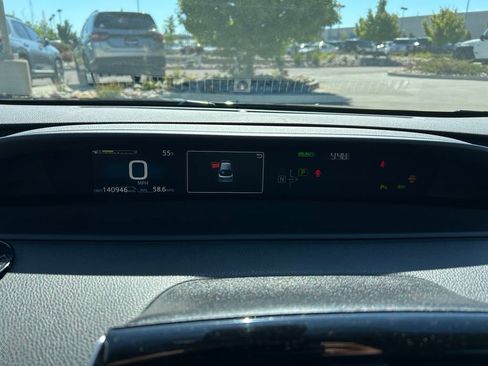 Used 2021 Toyota Prius LE FWD image 15