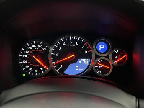 Used 2016 Nissan GT-R Premium image 26