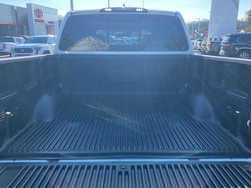 Used 2024 Nissan Titan SV w/ Accessory Utility Package image 11