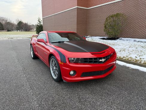 Used 2010 Chevrolet Camaro SS image 16