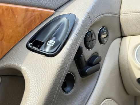 Used 2003 Mercedes-Benz SL 500 image 21