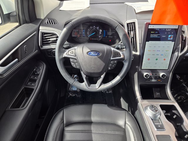 Certified 2023 Ford Edge SEL w/ Convenience Package AWD/4WD image 16
