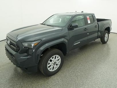 New 2025 Toyota Tacoma SR5