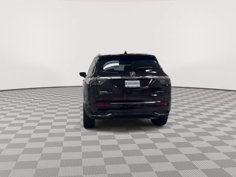 Used 2023 Buick Enclave Avenir AWD/4WD image 7