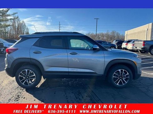 New 2026 Chevrolet TrailBlazer LT w/ Driver Confidence Package FWD image 25