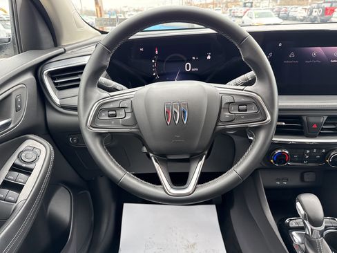 Used 2025 Buick Encore GX Preferred image 17