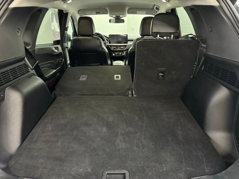 Used 2024 Ford Escape Platinum AWD/4WD image 39