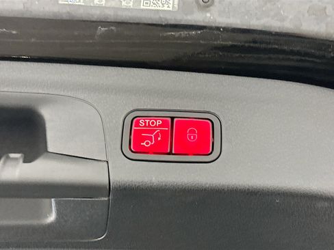 Used 2024 Mercedes-Benz GLE 350 4MATIC w/ 3rd Row Seat Package image 33