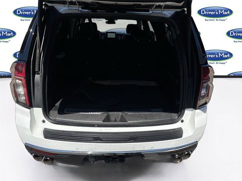 Used 2023 Chevrolet Suburban Premier image 26