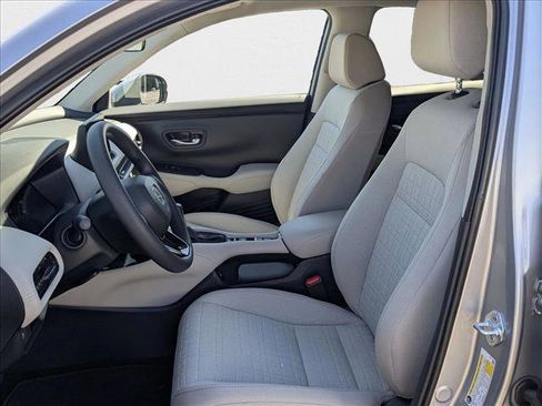 New 2026 Honda HR-V LX image 4