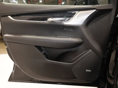 Certified 2025 Cadillac XT5 Premium Luxury image 22