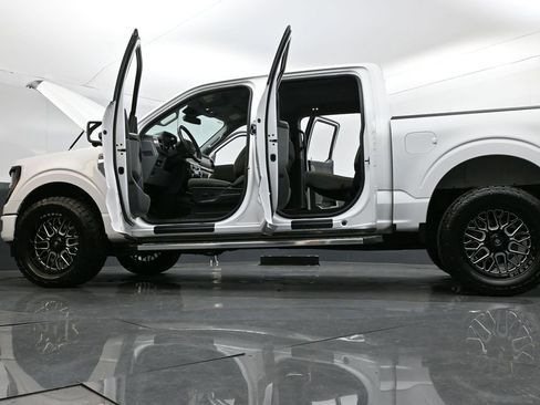 Used 2024 Ford F150 XLT w/ Tow/Haul Package image 33