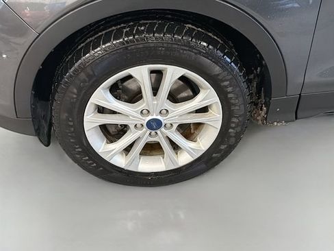 Used 2019 Ford Escape SE image 28