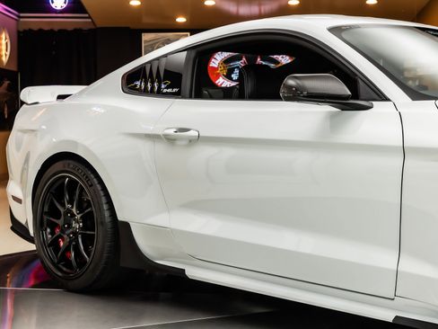 Used 2022 Ford Mustang GT Premium w/ GT Performance Package RWD image 22