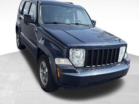 Used 2008 Jeep Liberty Sport w/ Popular Equipment Group AWD/4WD image 2