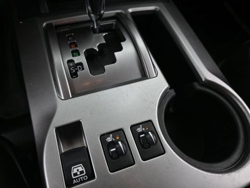 Used 2019 Toyota 4Runner SR5 Premium image 16