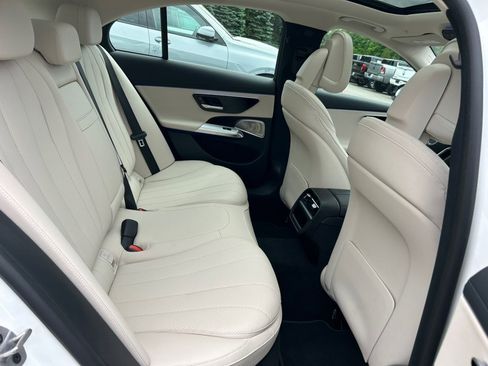 Used 2024 Mercedes-Benz E 450 4MATIC Sedan image 20