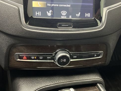 Used 2019 Volvo XC90 T5 Momentum w/ Advanced Package image 23