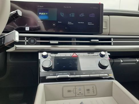 New 2026 Hyundai Santa Fe SEL FWD image 15
