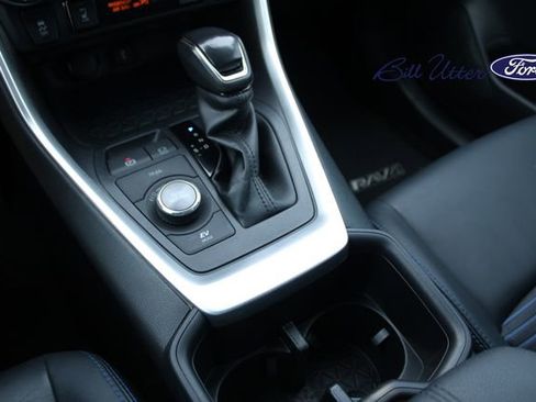 Used 2022 Toyota RAV4 XSE image 18