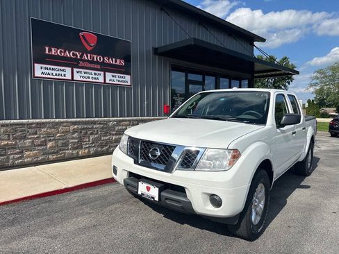 Used 2013 Nissan Frontier SV RWD image 1