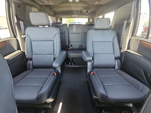 New 2026 GMC Yukon XL Denali w/ Sun & Power Step Package AWD/4WD image 27
