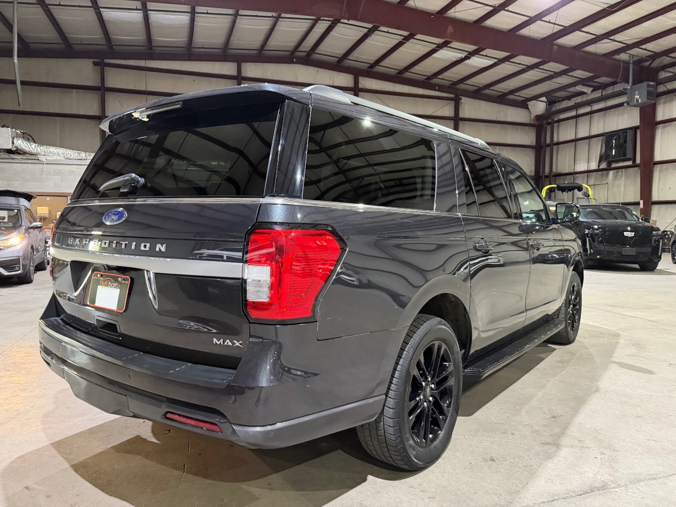 Used 2023 Ford Expedition Max XLT AWD/4WD image 5