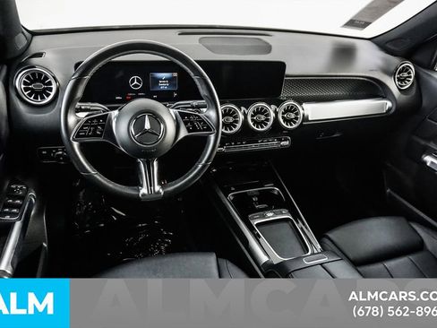 Used 2024 Mercedes-Benz EQB 250+ image 24