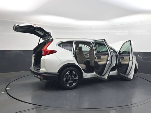 Used 2018 Honda CR-V Touring image 39