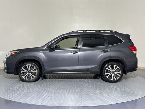 Used 2023 Subaru Forester Limited AWD/4WD image 2
