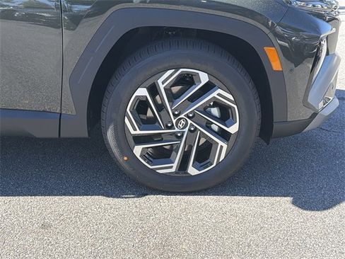 New 2026 Hyundai Tucson Limited image 12