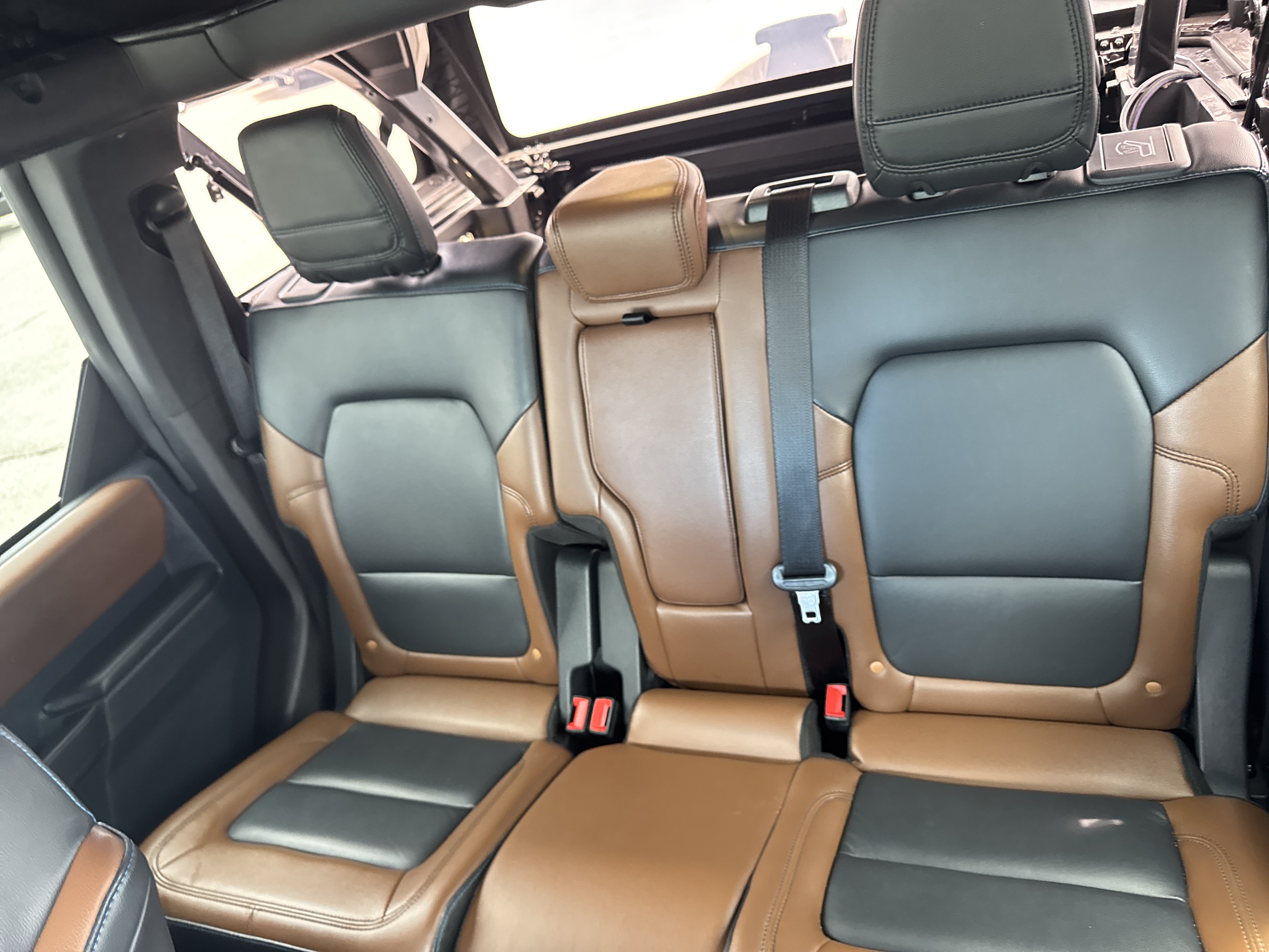 Used 2024 Ford Bronco Outer Banks AWD/4WD image 13