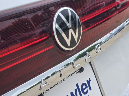 New 2026 Volkswagen Atlas SE FWD image 7