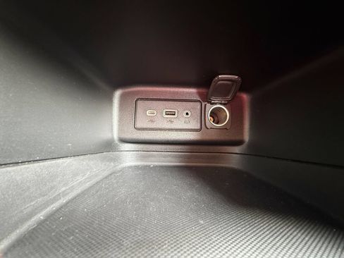 Used 2020 Chevrolet Equinox LT AWD/4WD image 35