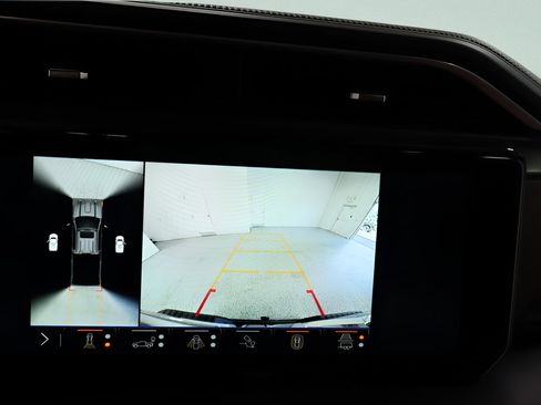 Used 2024 GMC Sierra 2500 Denali Ultimate w/ LPO, GMC Protection Package AWD/4WD image 13