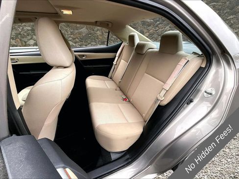 Used 2014 Toyota Corolla LE FWD image 23